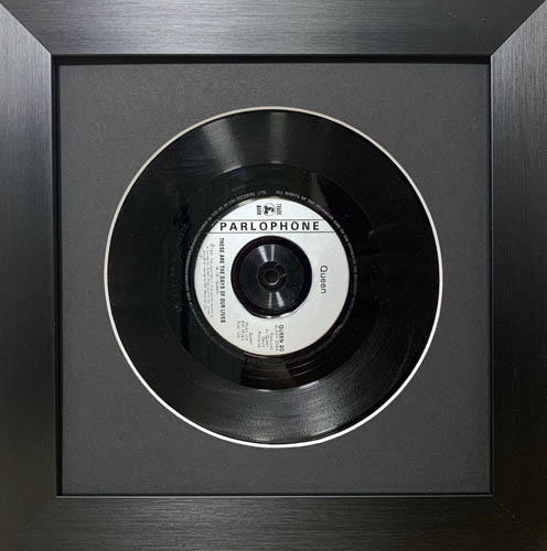 7 Inch Single Vinyl LP Record Frame | Vinyl Frame | Black Mount - Black Frame